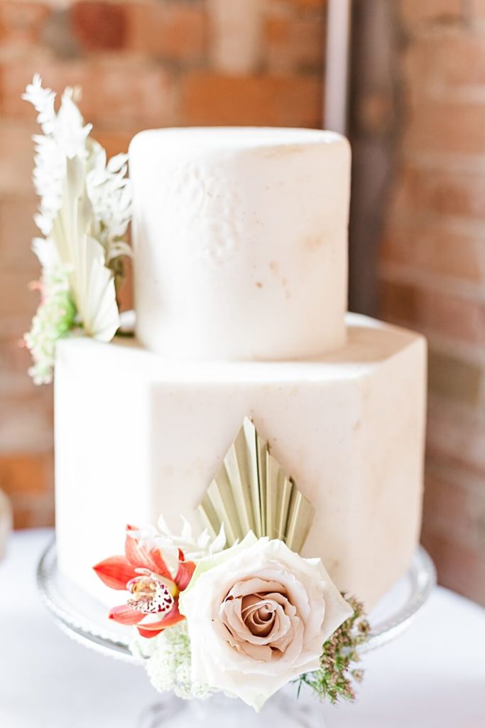romantic boho wedding cake